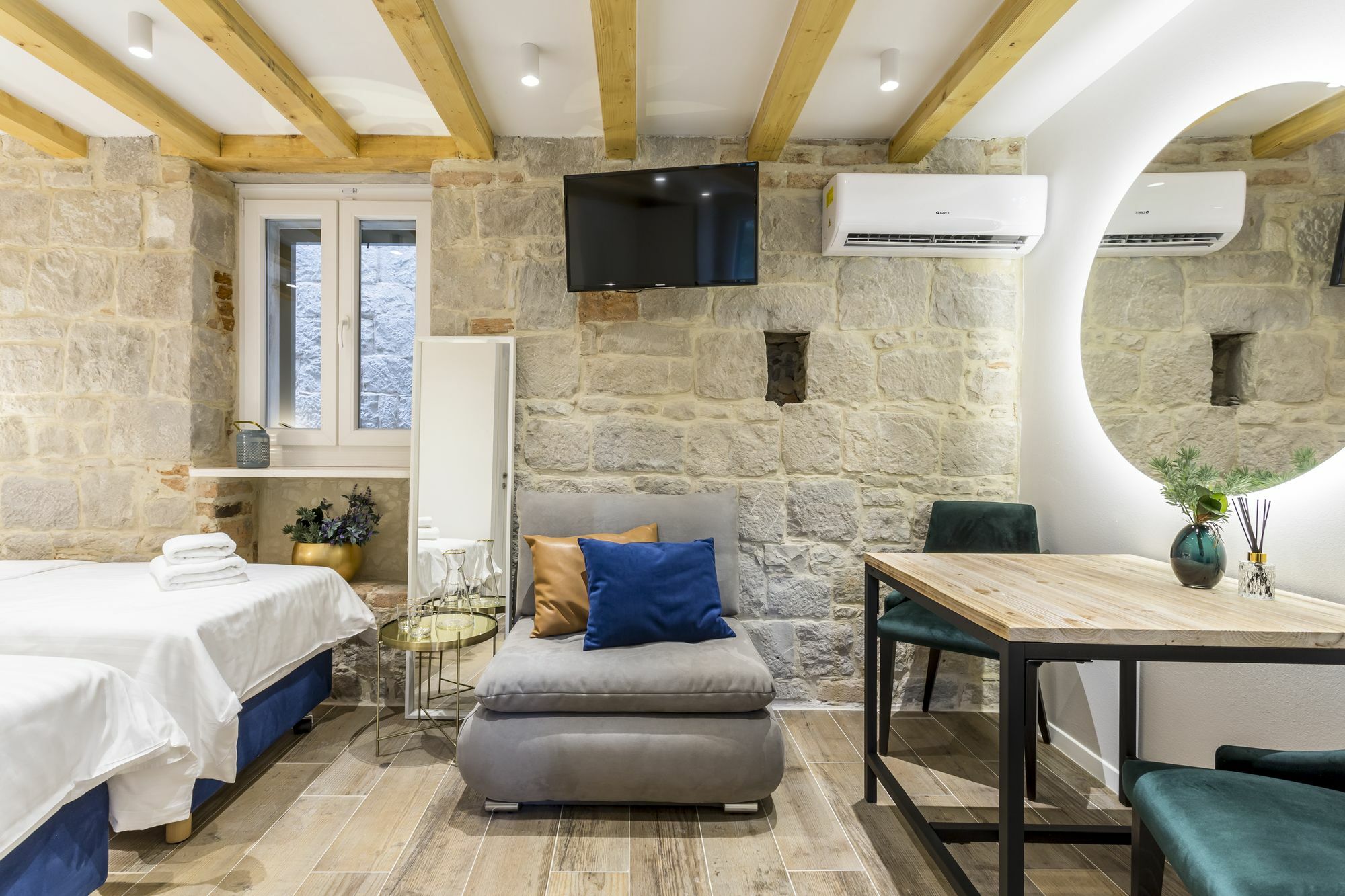 Miara Luxury Rooms Split Exterior photo